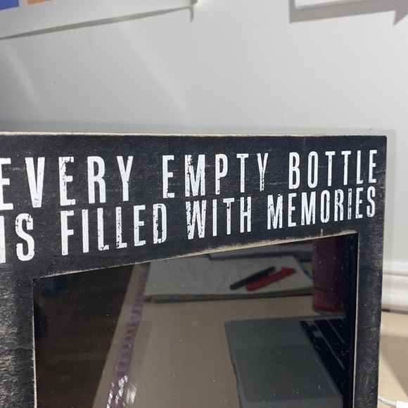 Wine cork shadow box - Picture 6 of 6